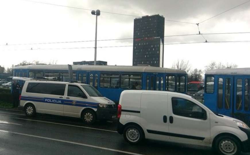 U sudaru dva tramvaja u Zagrebu povrijeđeno 10 osoba