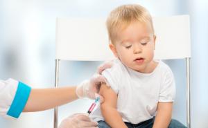 Izbjegavali vakcinaciju djece: Više od hiljadu roditelja pred sudom u Srbiji
