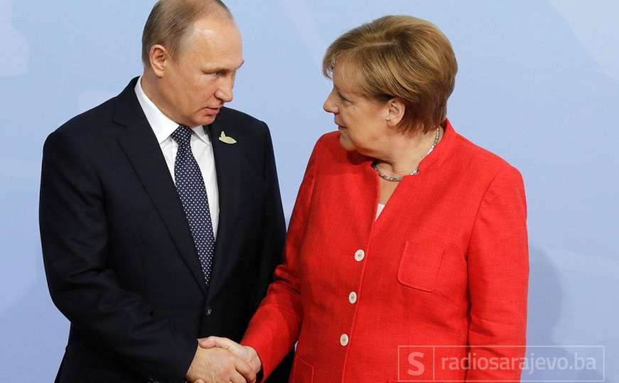 Putin u razgovoru s Merkel pozvao na oprez u Siriji