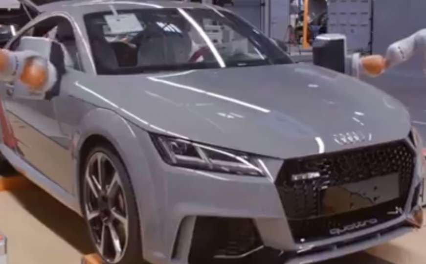Zanimljiv video: Kako roboti i ljudi sklapaju Audi