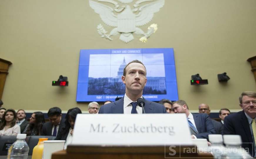 Mark Zuckerburg odbacuje navode da špijunira korisnike preko mikrofona