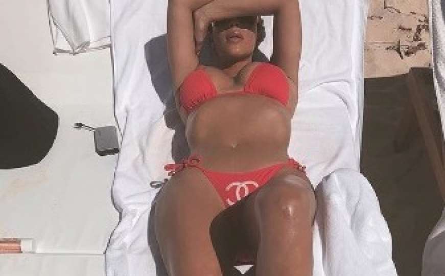 Kim Kardashian izbrisala golišave fotke s odmora nakon napada fanova