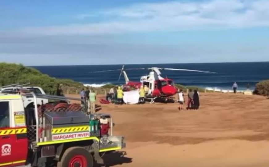 Surfera u Australiji napala ajkula, uspio doplivati do obale uprkos povredama