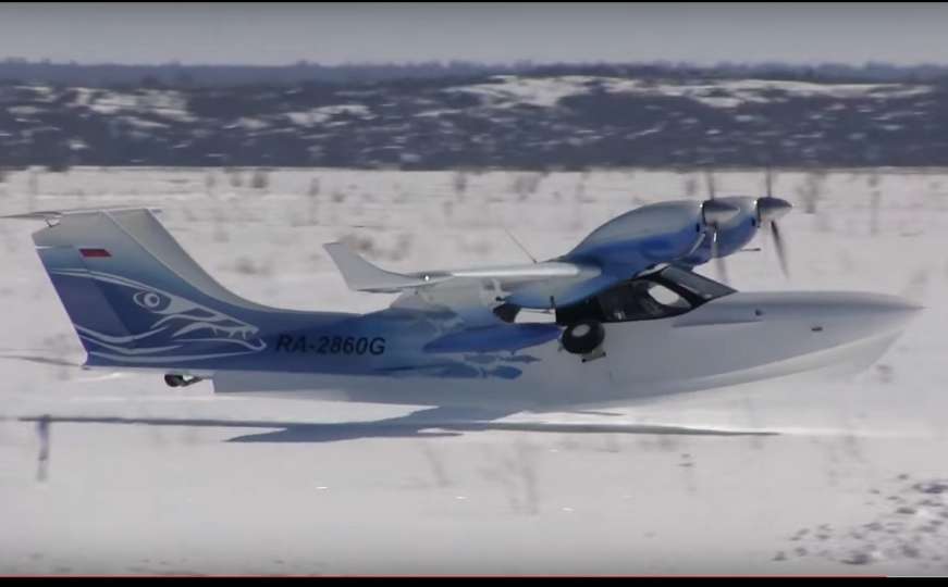 L-44M na snijegu: Amfibijski avion sletio i uzletio bez stajnog trapa