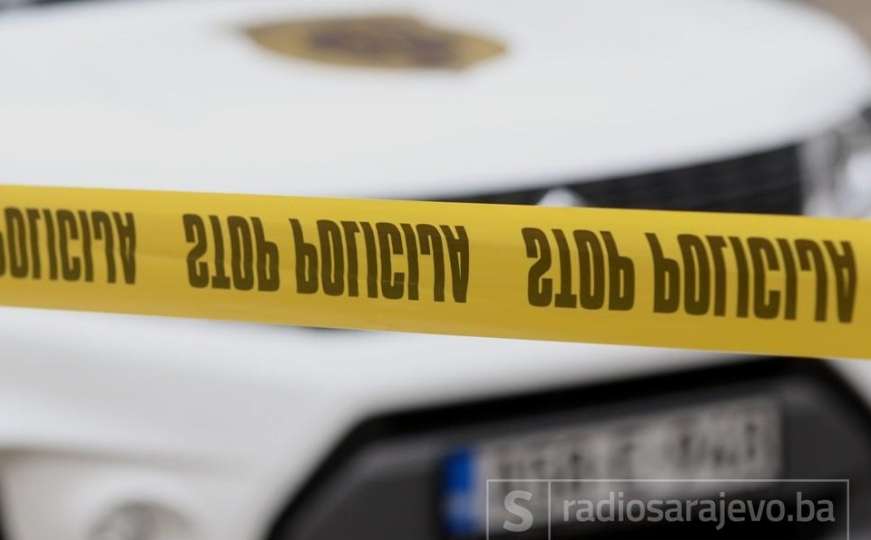 Nesreća u naselju Saraj Polje: Automobilom udario u zid