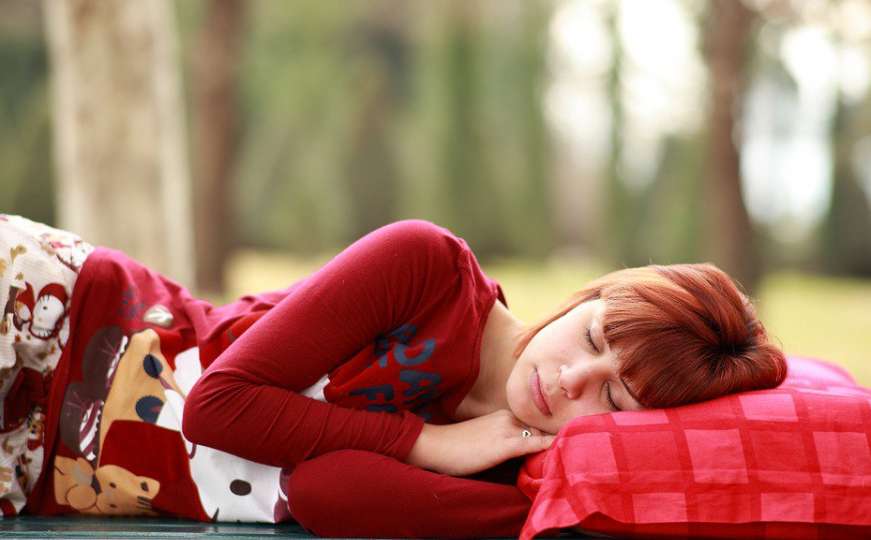 Velike prednosti: Naučnici otkrili najzdraviji položaj za spavanje