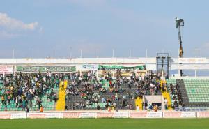 Navijaču u Turskoj zabranili ulazak na stadion, on iznajmio kran