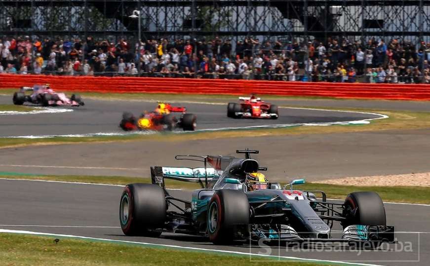 Mercedes nadmudrio Ferrari: Hamilton pobjednik uzbudljive utrke u Bakuu