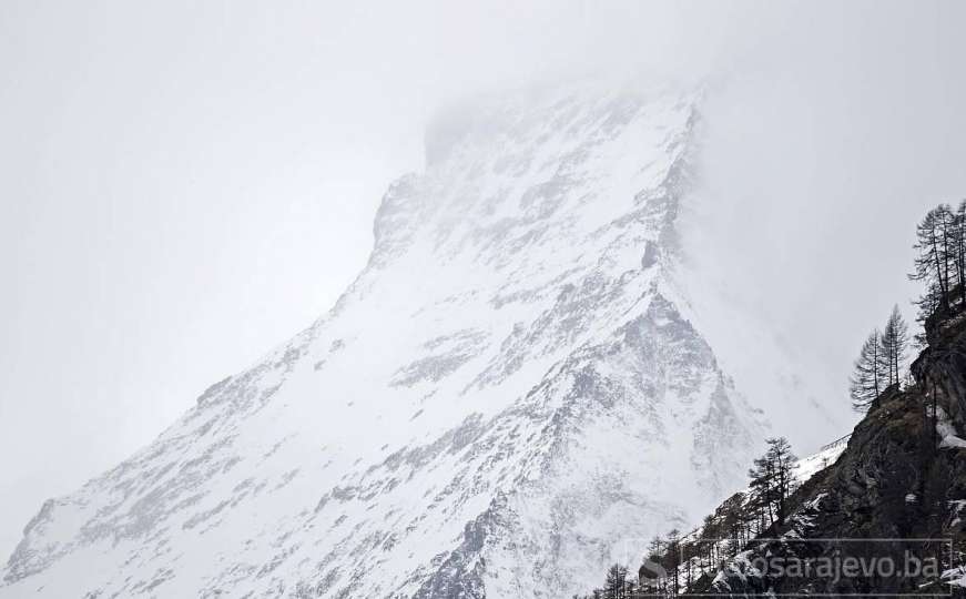Četiri planinara poginula u švicarskim Alpama, pet u teškom stanju