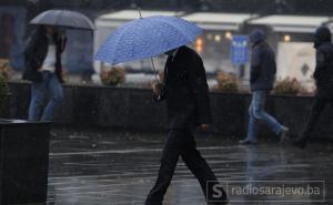 Narednih dana u BiH kiša, pljuskovi, grmljavina i grad