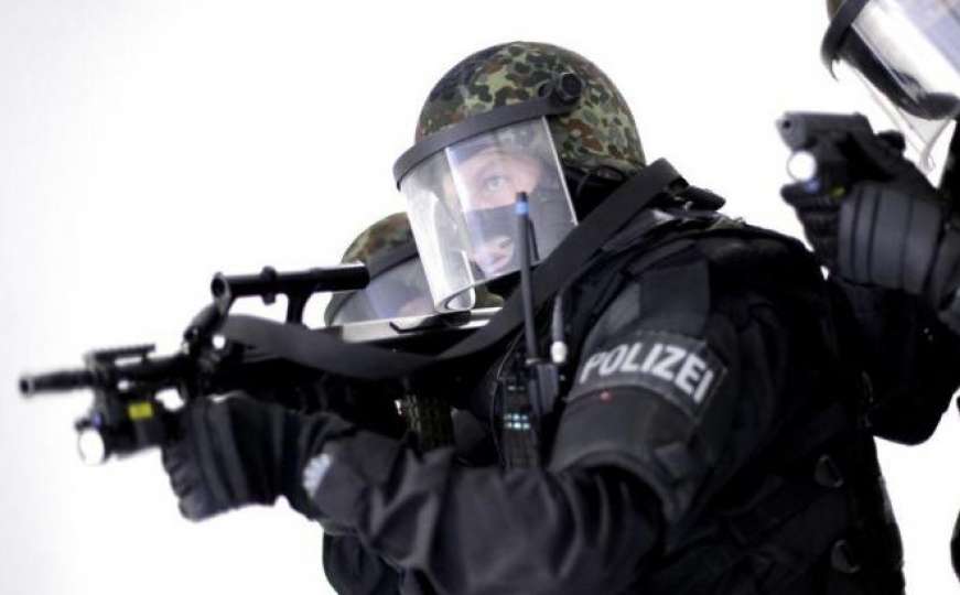Intervencija austrijskih specijalaca: Bosanac prijetio da će Hrvatu pobiti porodicu