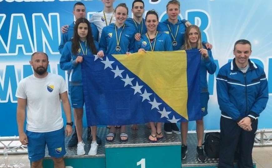 Završeno Balkansko juniorsko prvenstvo u plivanju: 11 medalja za BiH