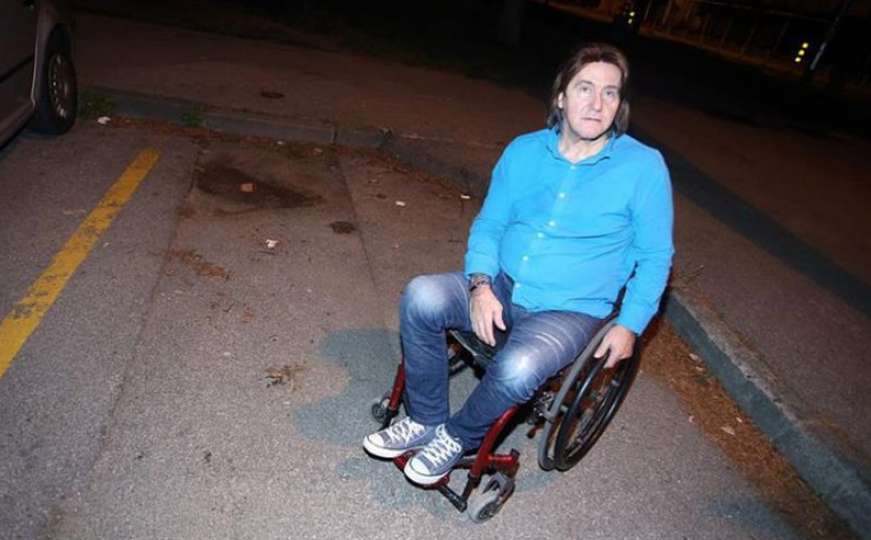 Hrvatski pjevač tvrdi: Već pet puta su mi ukrali invalidska kolica