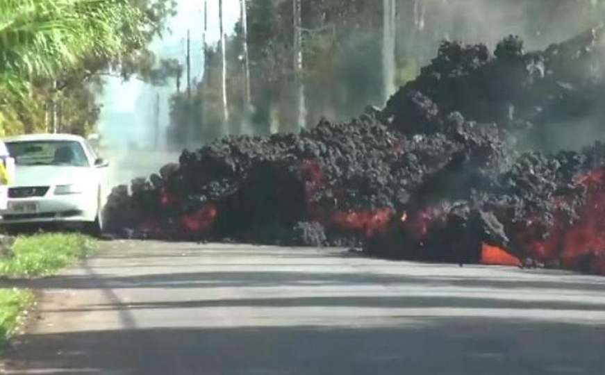 Zastrašujuća moć: Lava iz vulkana rastopila automobil kao čokoladu