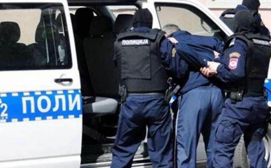Uhapšena petorka: Ukrali 90.000 KM tokom oružane pljačke u I. Sarajevu