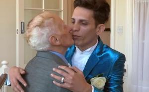 Stariji svećenik oženio 24-godišnjeg manekena i kupio mu stan, ovaj ga ostavio