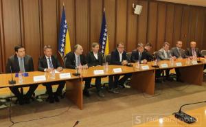 Predstavnici političkih stranaka potpisali Protokol za fer i poštene izbore