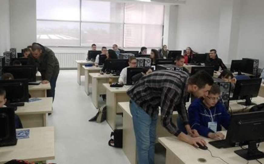 Učenici iz BiH uspješno i brzo rješavaju informatičke zadatke