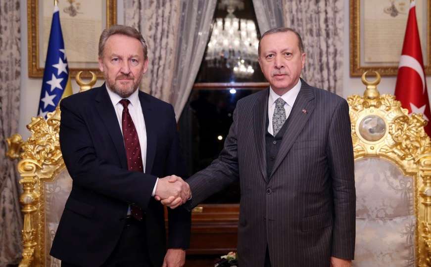 Erdogan će se u nedjelju u Sarajevu sastati s Bakirom Izetbegovićem