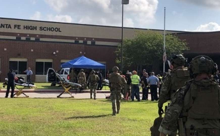 Broj ubijenih u školi raste: Najmanje 10 mrtvih, otkrivaju se detalji o napadaču 