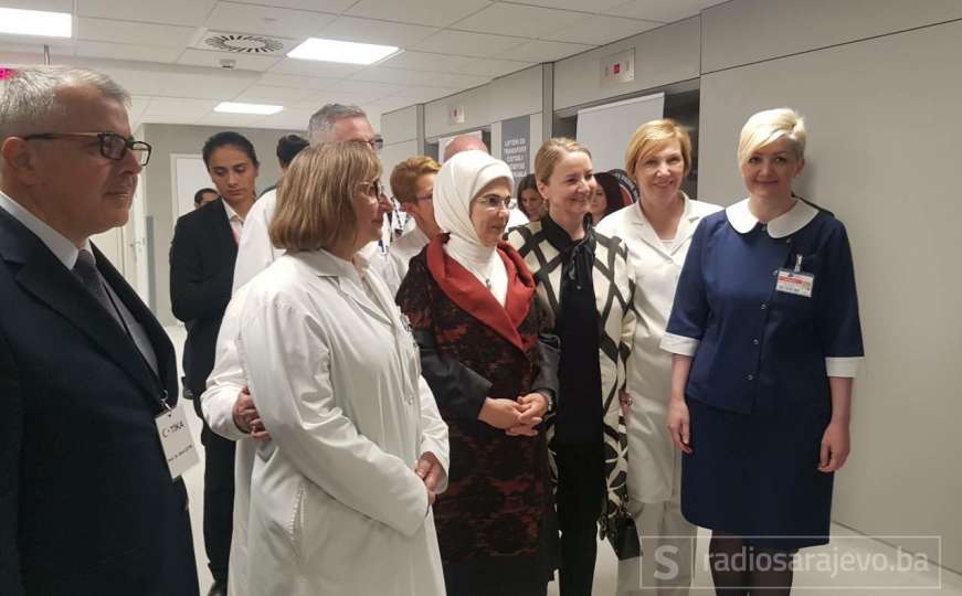 Emine Erdogan sa Sebijom Izetbegović otvorila novu Kliniku za hematologiju