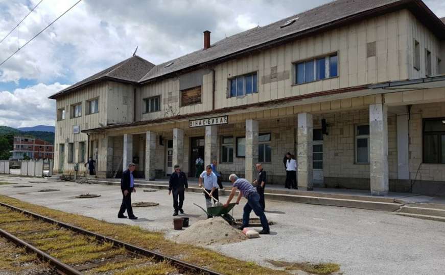 Radovi u punom jeku: Uskoro kreću vozovi na liniji Sarajevo – Bihać