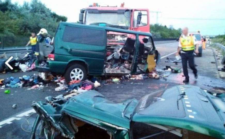 Stravičan snimak: Nesreću uživo prenosili na Facebooku, devet poginulih