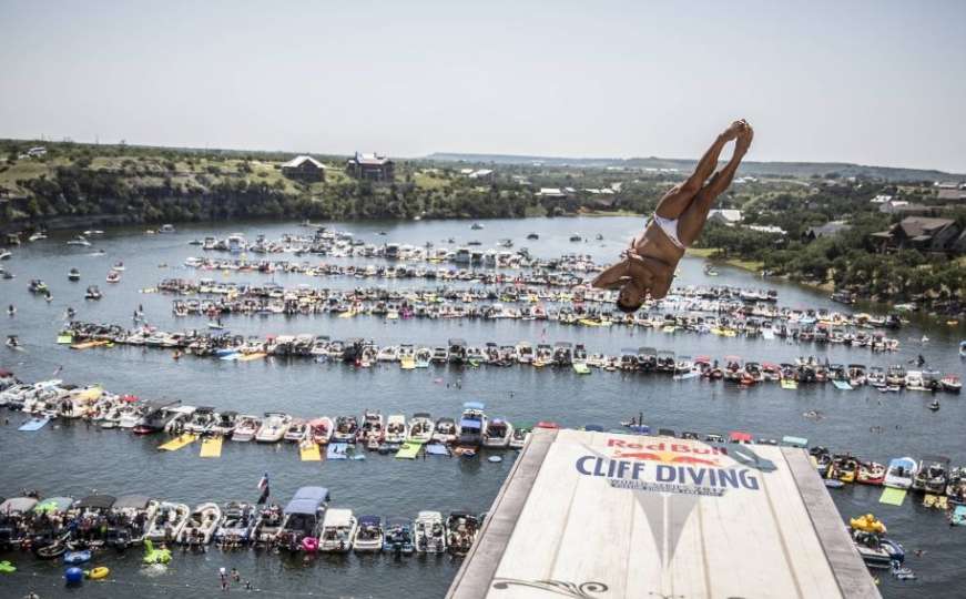 Cliff diving karavan polazi iz Teksasa, u septembru stiže na Stari most