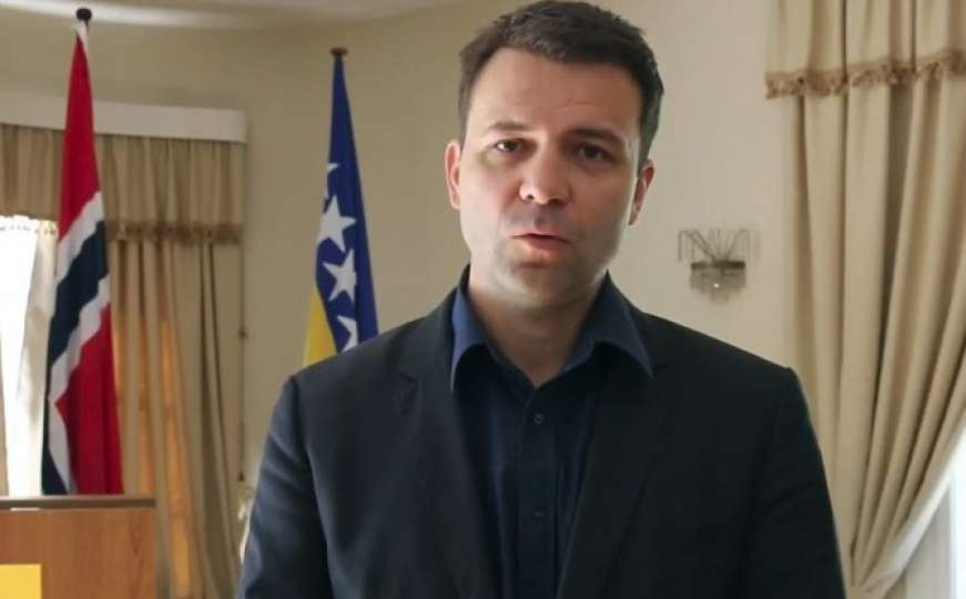 Ambasador Makarević video-porukom animira dijasporu za izlazak na izbore
