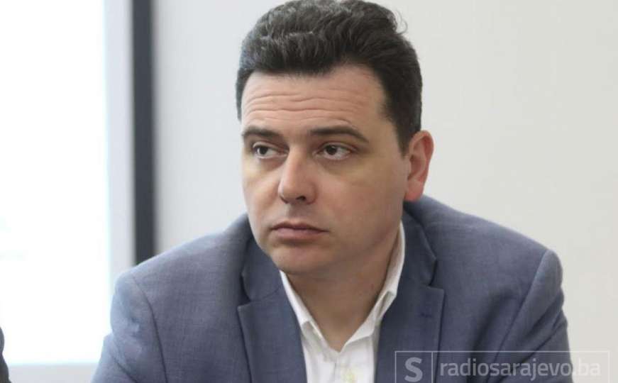Magazinović: Glasanje na unutarpartijskom referendumu pri kraju