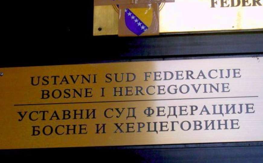 Ustavni sud donio odluku: Srbi konstitutivni u tri federalna kantona