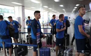 Nogometni reprezentativci BiH stigli na aerodrom, otputovali za Dohu