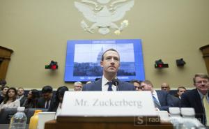 Akcionari Facebooka na sastanku tražili ostavku Marka Zuckerberga