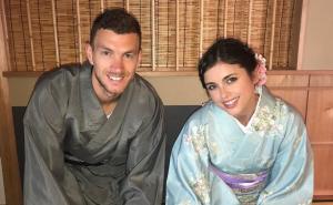 "Džeko-san" u kimonu: Kapiten bh. reprezentacije sa suprugom Amrom u Japanu