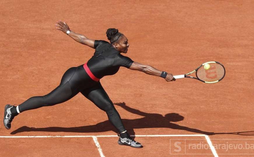Serena Williams se povukla s Roland Garrosa prije meča sa Sharapovom