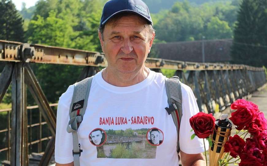  Petar Blažić krenuo iz Banja Luke za Sarajevo: Pješači zbog istine i pravde