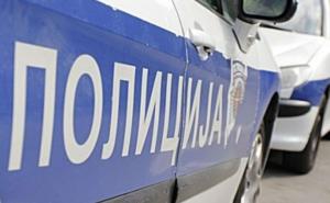 Drama u Srbiji: Djevojčica isjekla vene i prijeti da će skočiti s terase