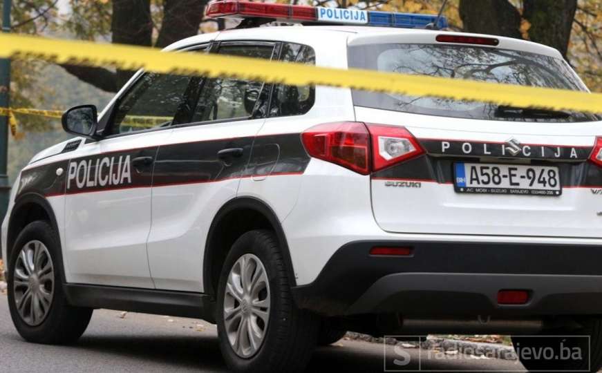 Vozilom udario pješakinju u centru Sarajeva pa pobjegao