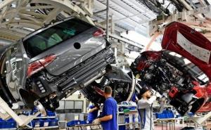 Volkswagen zaustavlja proizvodnju u svojoj glavnoj fabrici 