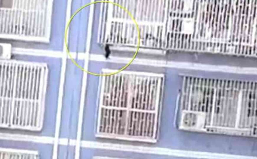 I Kina ima svog Spidermana: Čovjek se popeo uz zgradu i spasio dijete