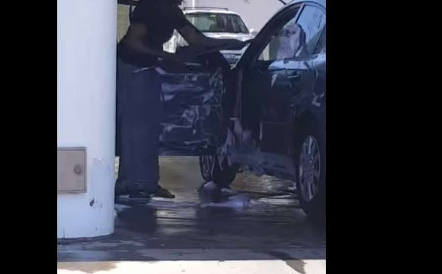 Pranje automobila na ženski način