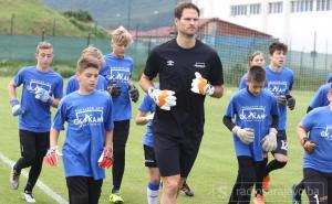 Počeo golmanski kamp Asmira Begovića: Motivirati djecu da postanu golmani