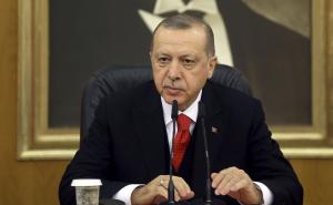 Kurz zatvara džamije, a Erdogan mu poručuje: Ovo vodi ratu krsta i polumjeseca