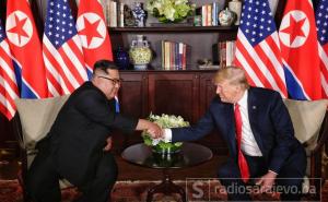 Trump oduševljen Kim Jong-unom: Potpisan sporazum, niko ne zna o čemu