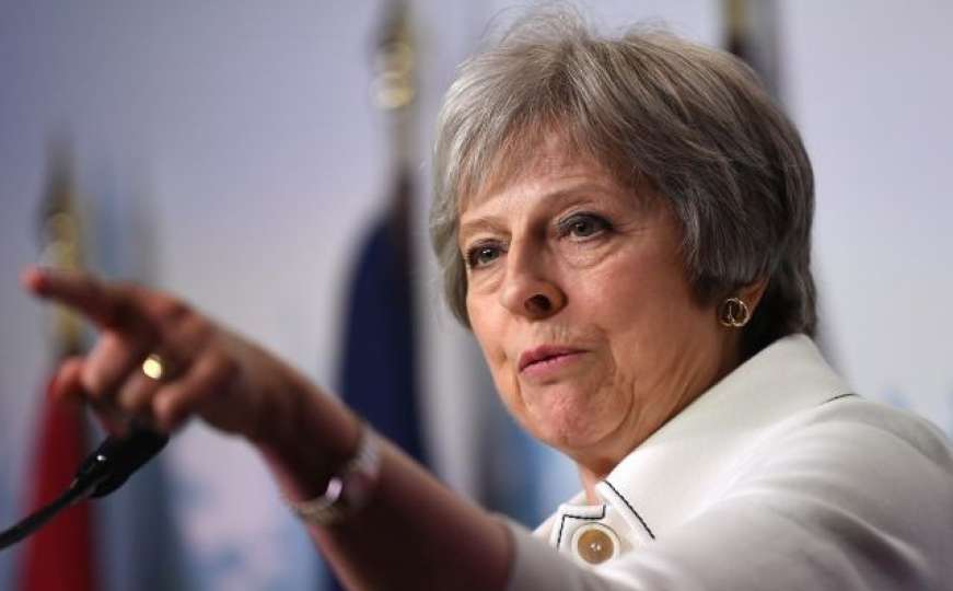 Theresa May: Rusija se mora promijeniti ako želi u G8
