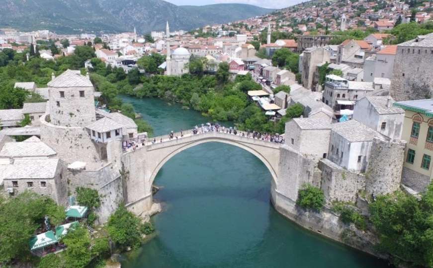 DF Mostar: Čovićeve i Izetbegovićeve lokalne kabadahije pljačkaju Mostarce