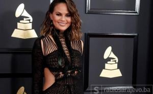 Chrissy Teigen pokazala kako izgledaju grudi dojilje i oduševila fanove