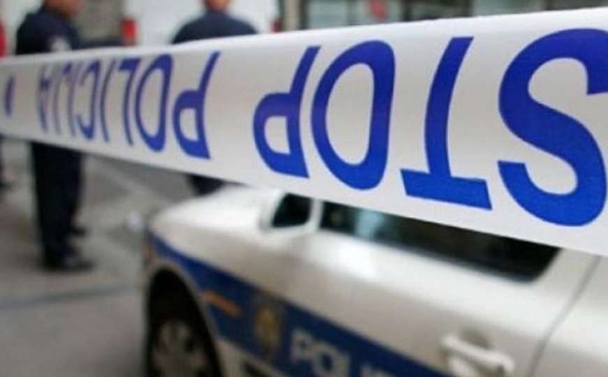Zadar: U kući pronađeni ustrijeljeni otac i kći 