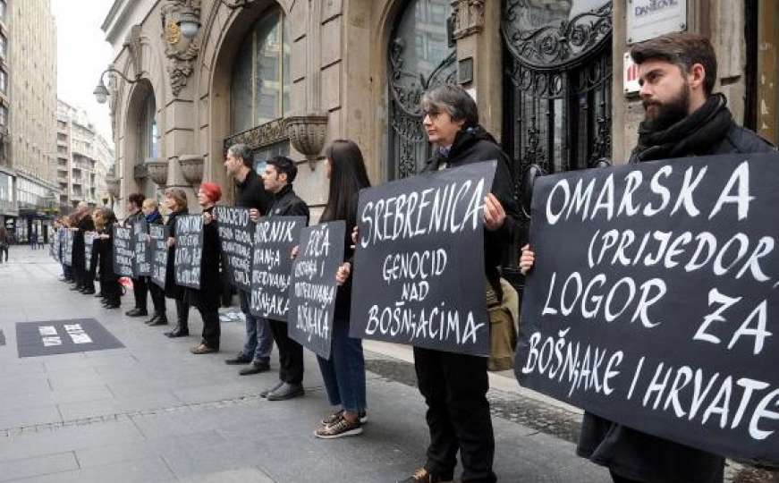 Žene u crnom: Pamtimo žene silovane u ratu u Bosni i Hercegovini