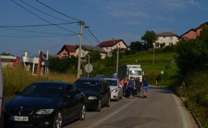Blokada GP Maljevac do daljnjeg: Građani uznemireni zbog višesatnih čekanja